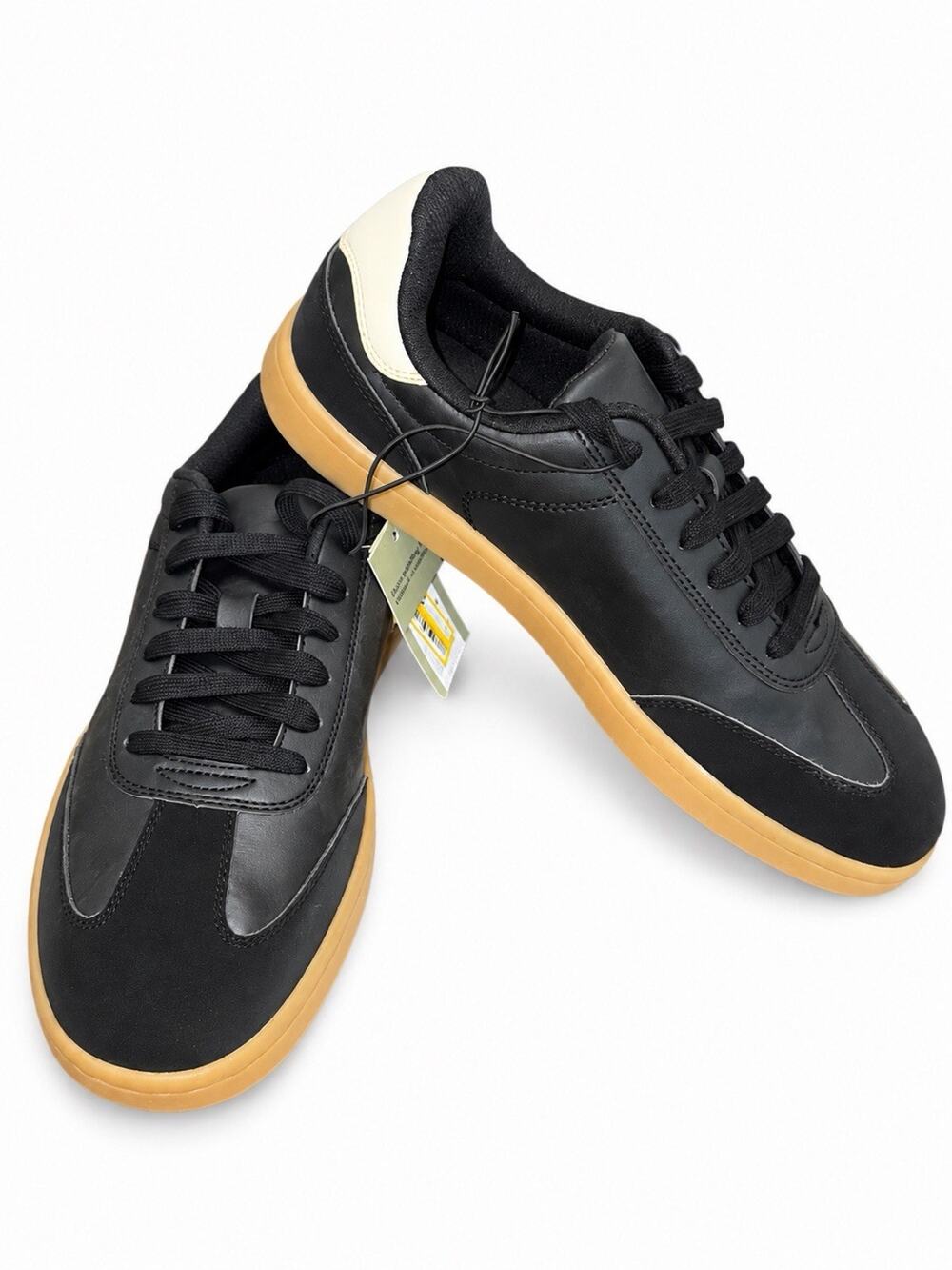 Goodfellow & Co Men’s Size 11.5 Black Finlay Sneakers Gum Sole New With Tags